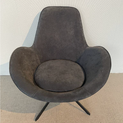 ESTRIK Lounge Chair