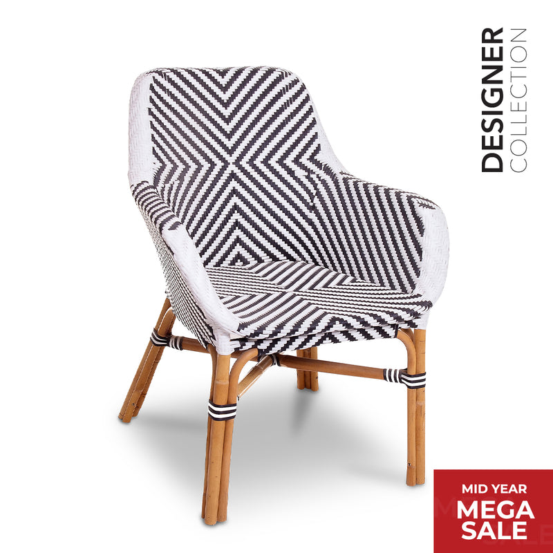 AGIO Lounge Chair