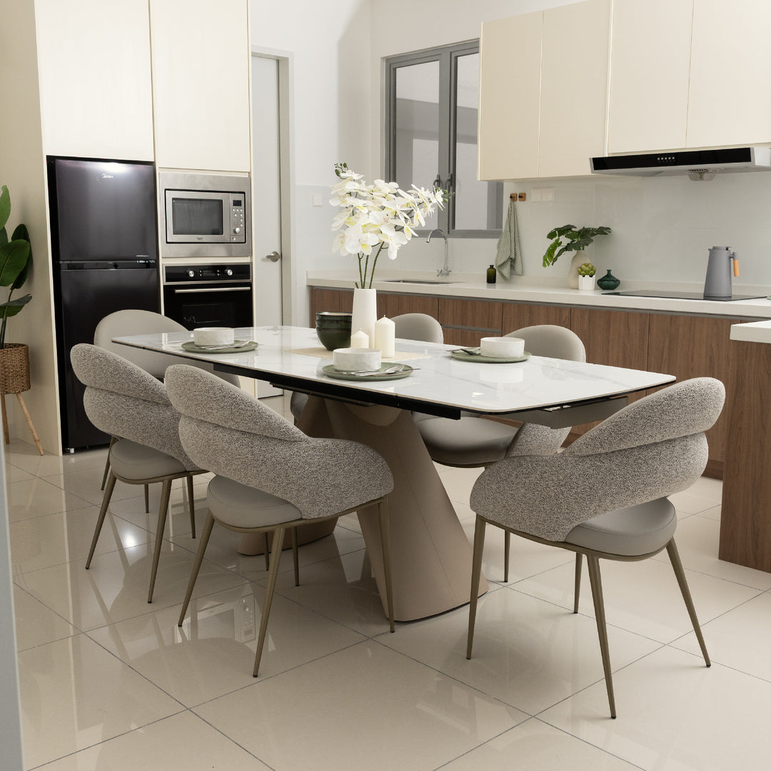 ARIDON Arm Dining Chair