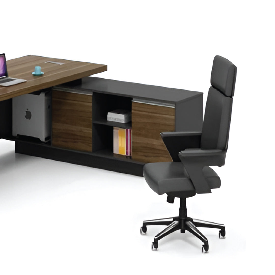 CHANDLER Director Table