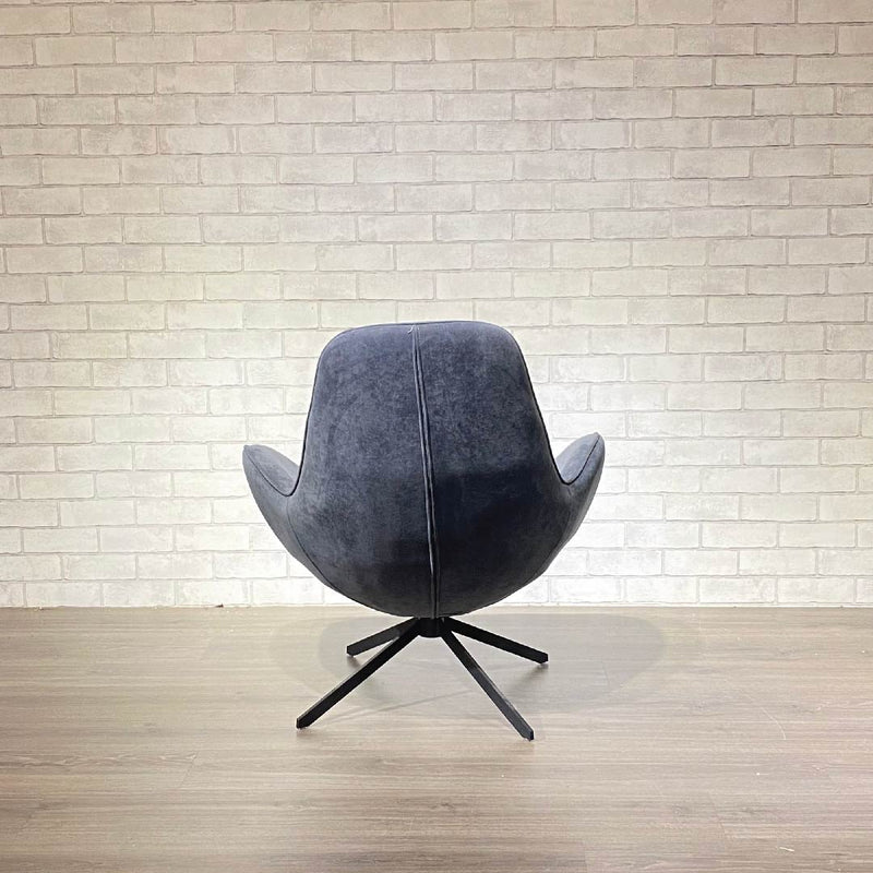 ESTRIK Lounge Chair