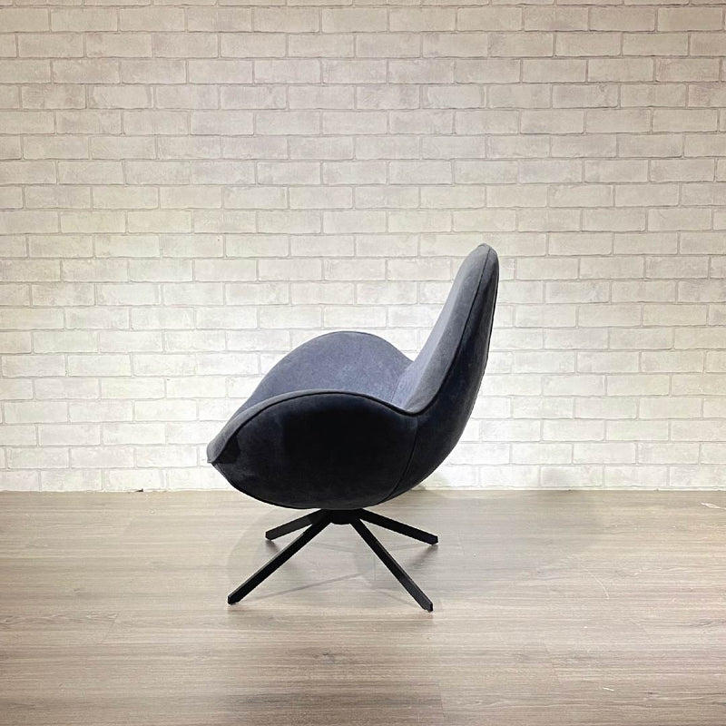 ESTRIK Lounge Chair