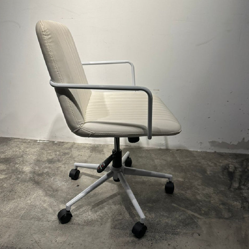 EERON Office Chair (White)