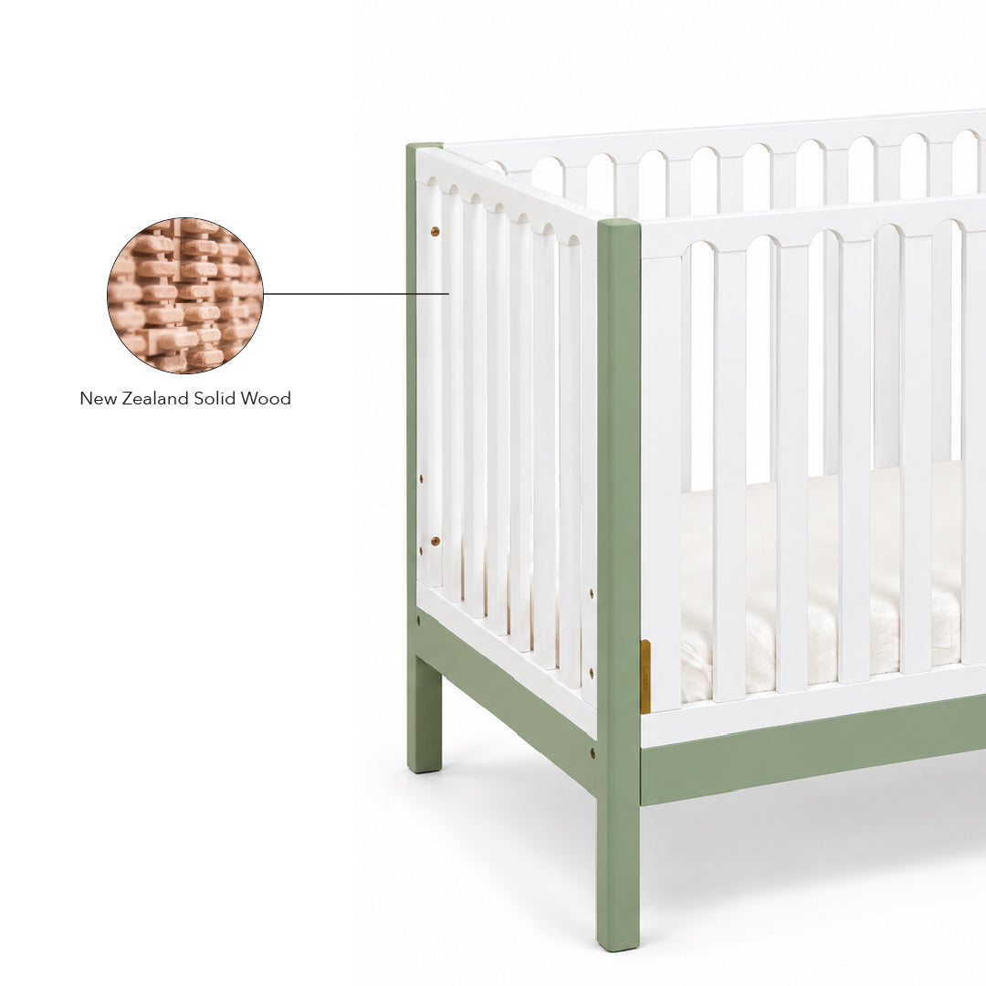 FUNBIES Jordon Baby Cot Set with Bed Guard Baby Cream