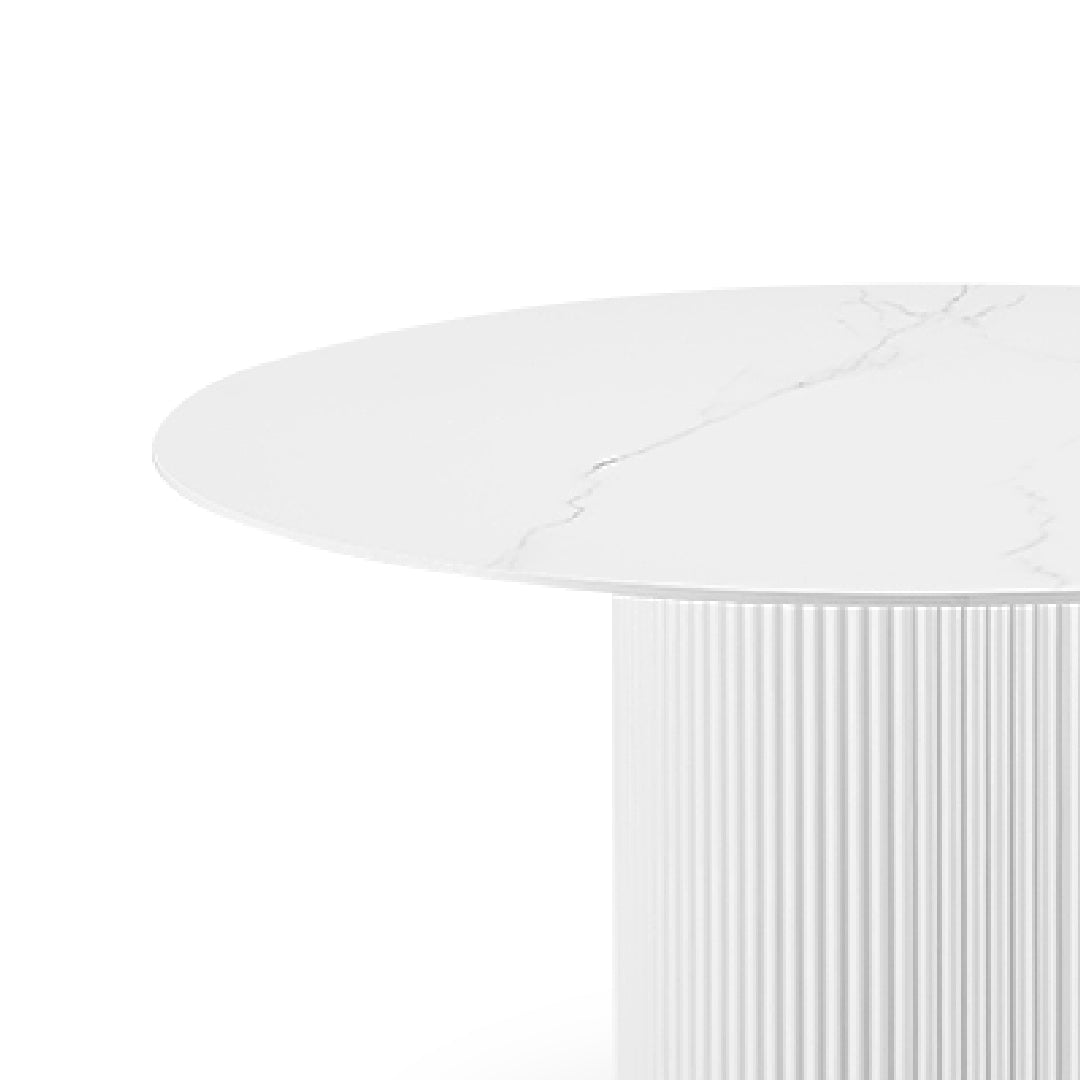 MOUCCO Dining Table