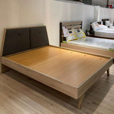 OSLO Queen Bed