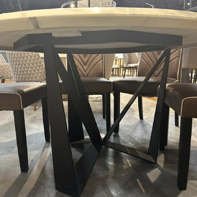 RICCA Dining Table