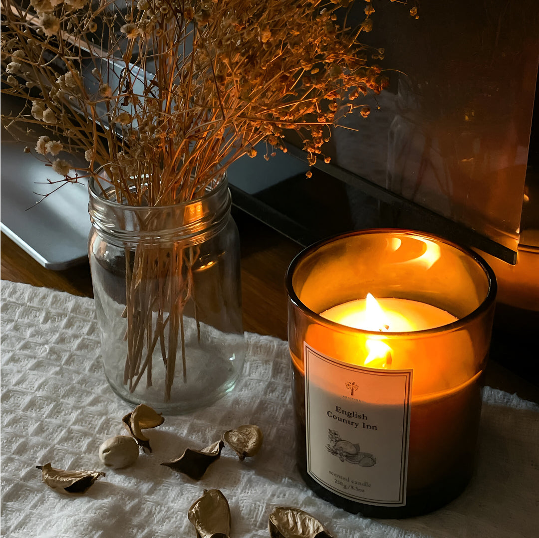 Pristine Swiss Château Scented Candle