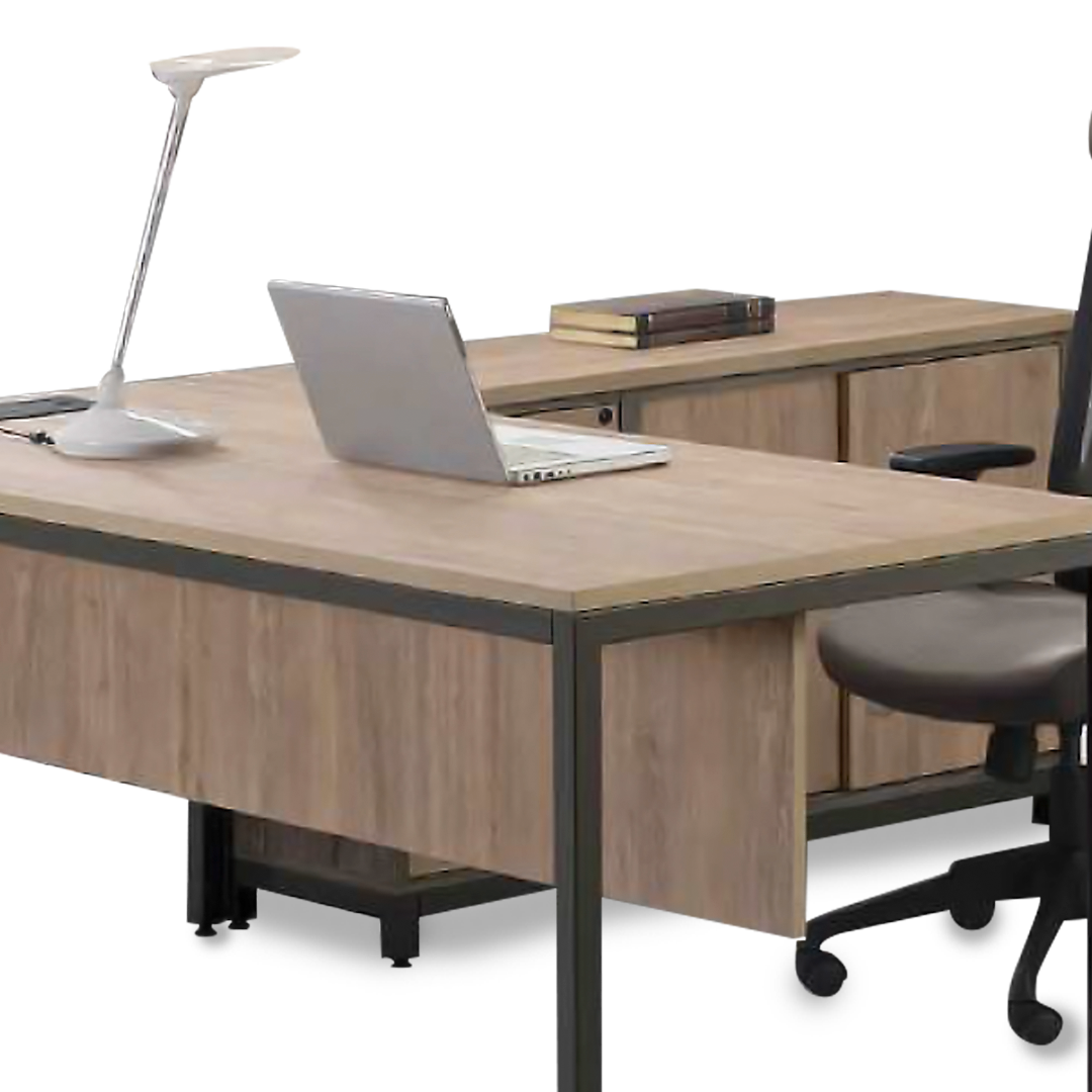 TUCANA Executive Table with Office Chair