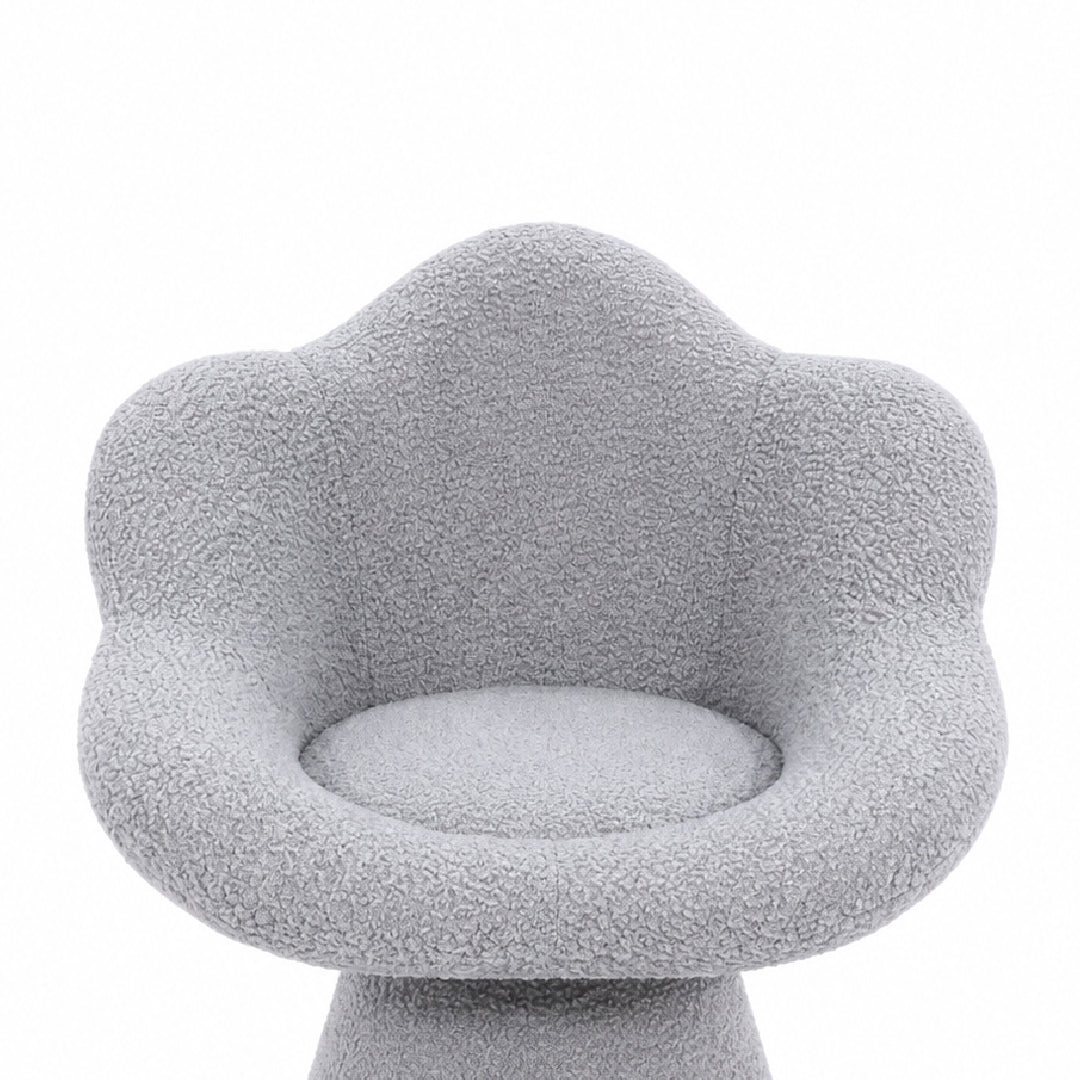 YENE Lounge Chair