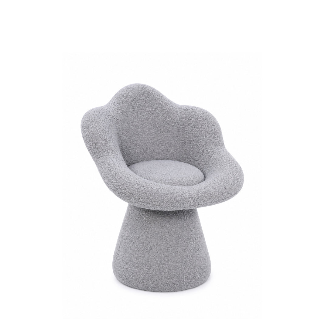 YENE Lounge Chair