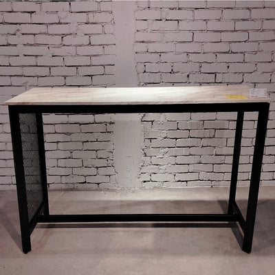 MAXUS Bar Table