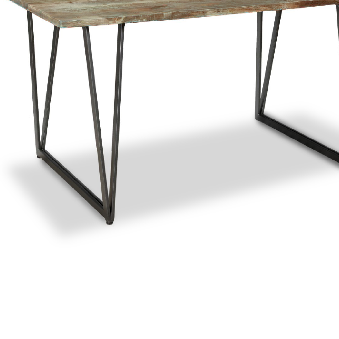 VILLA Dining Table