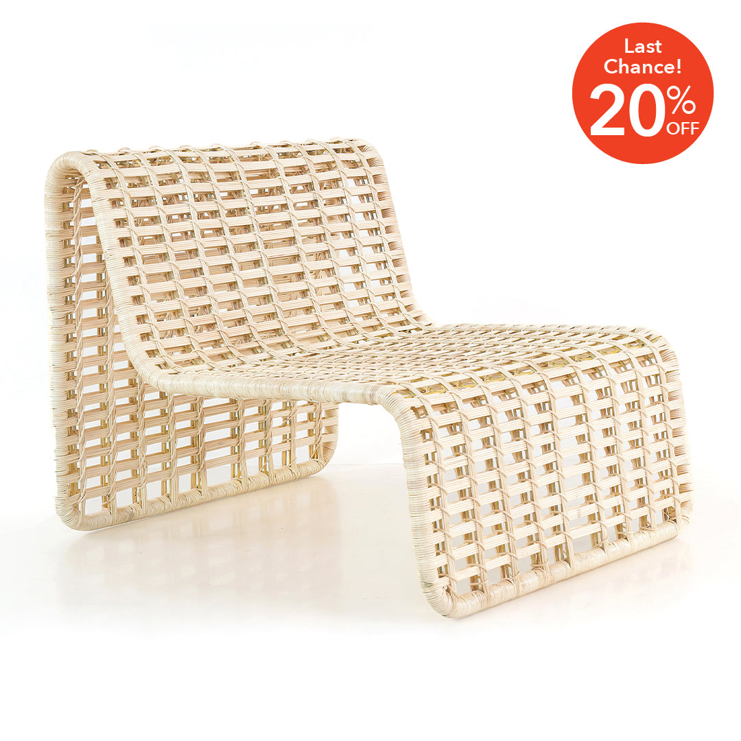 PEGRO Lounge Chair