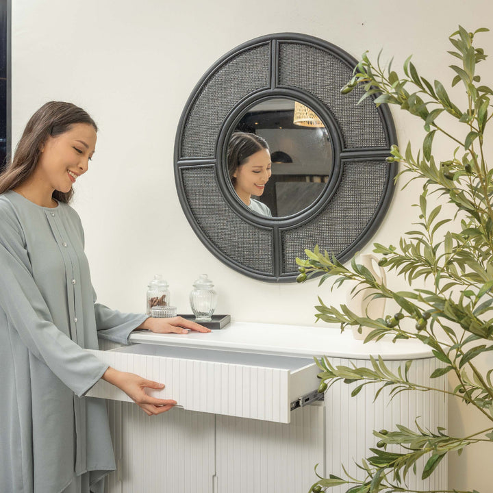 AVA Round Mirror Solid Black