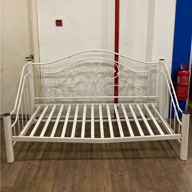 THOMAS Day Bed