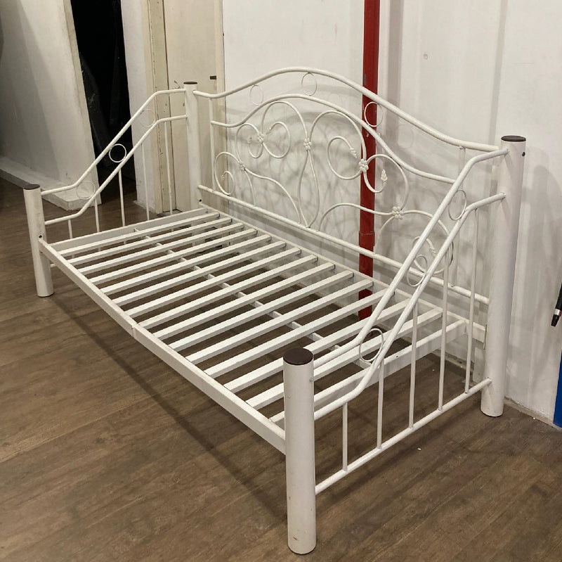 THOMAS Day Bed