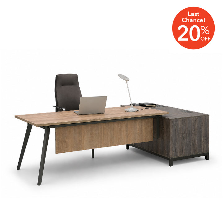 TUCANA Director Table Set