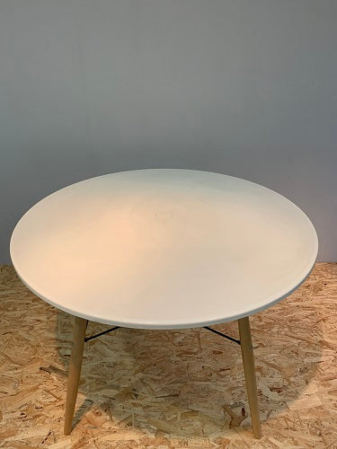 ROUND DISCUSSION TABLE (WHITE)