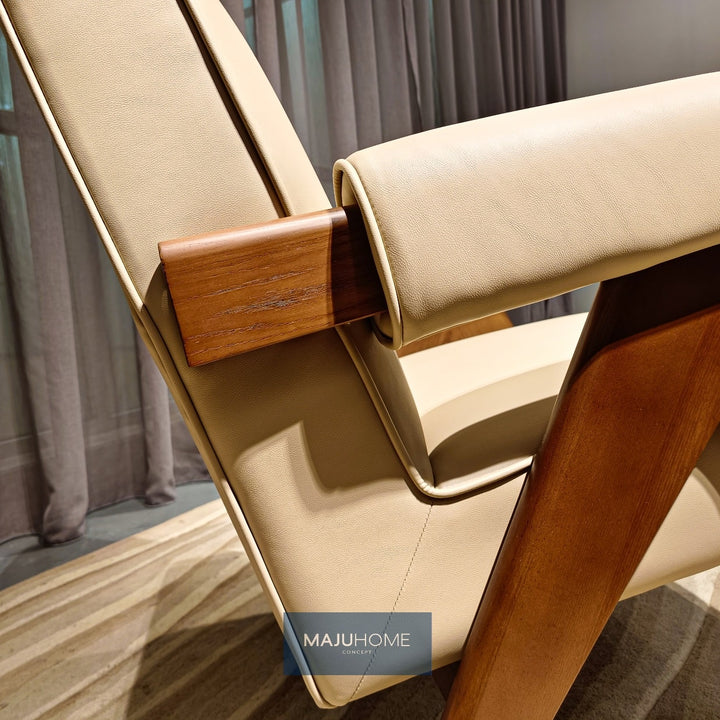 ROLLY Lounge Chair (Walnut)