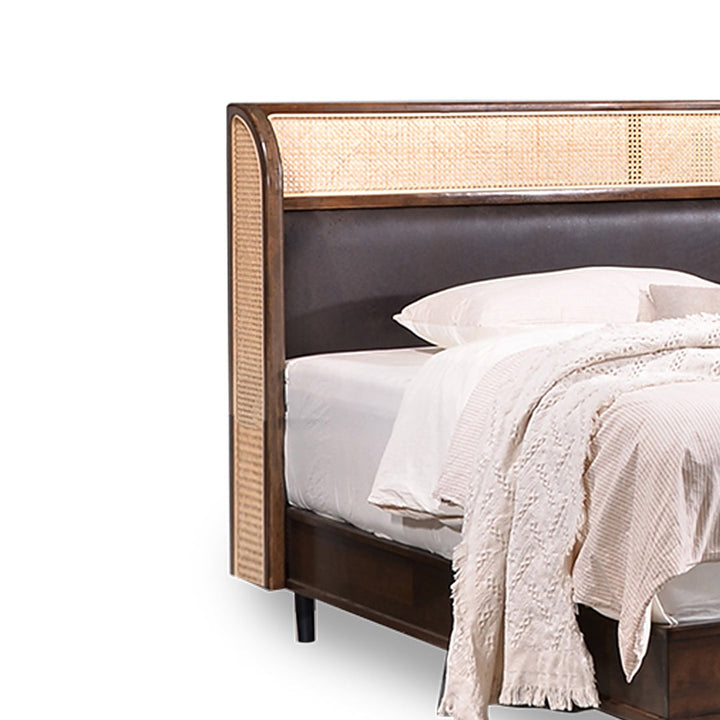 BRITANNIA Bed