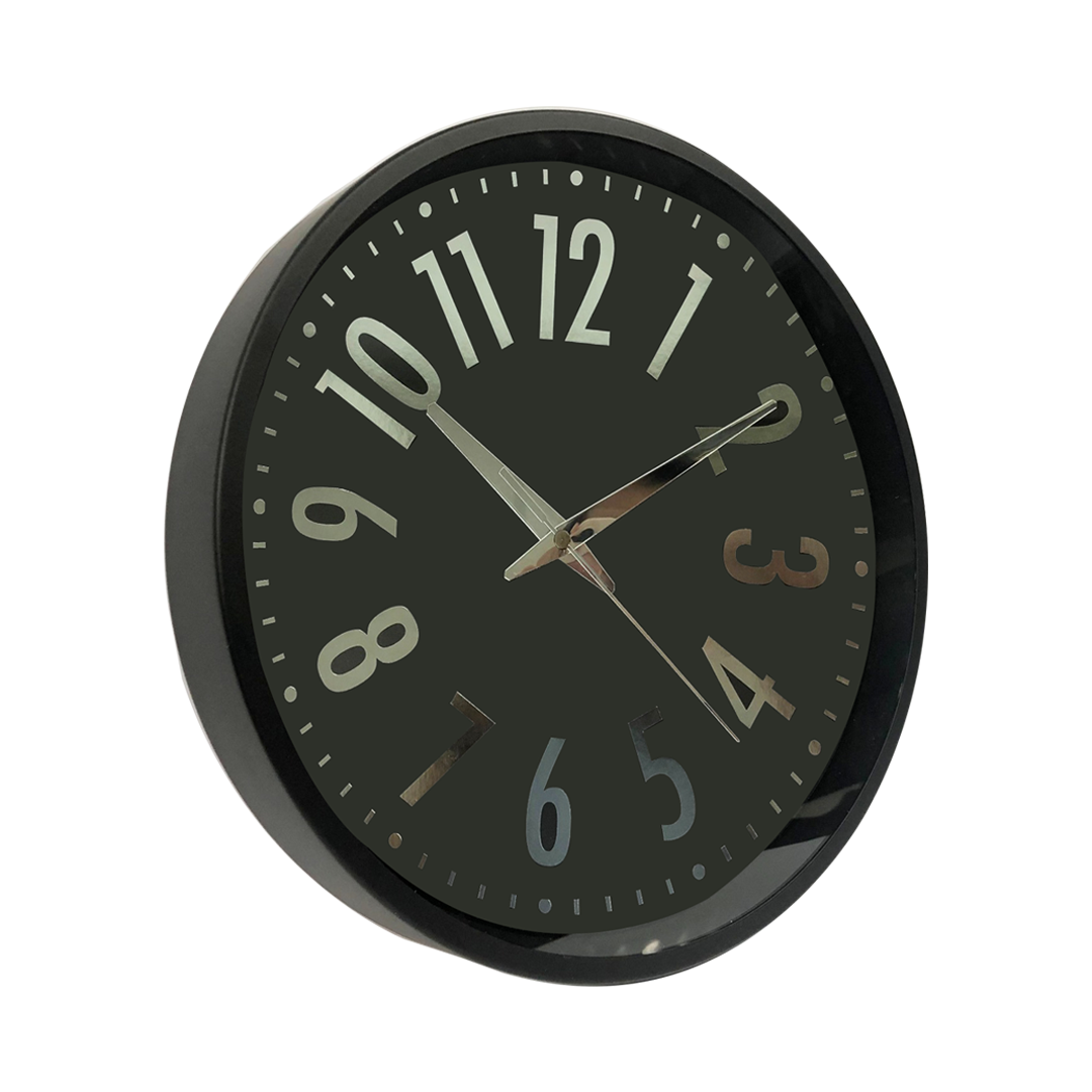 Black Metal Silent Wall Clock
