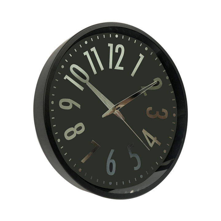 Black Metal Silent Wall Clock