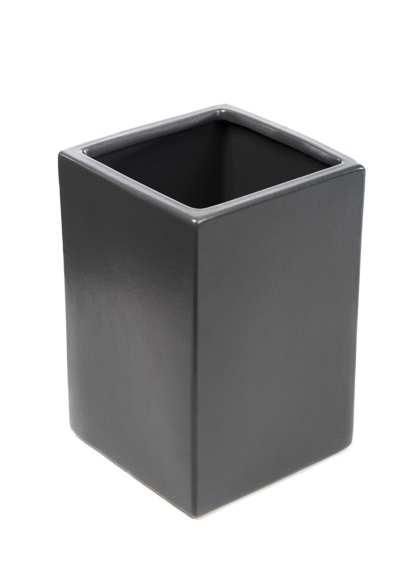 BASIC Ceramic Decor Pot