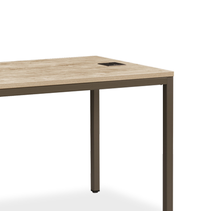TUCANA Standard Table