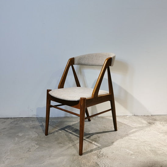 COBY CHAIR