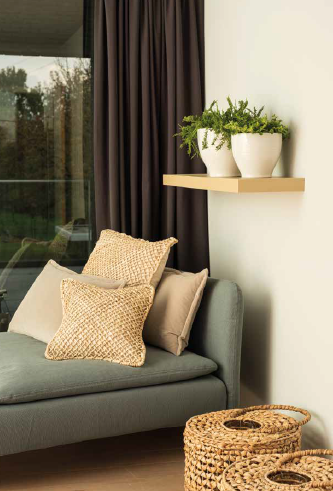 SWAY Wicker Decor Lantern