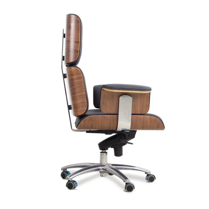 GUSTO Director Chair